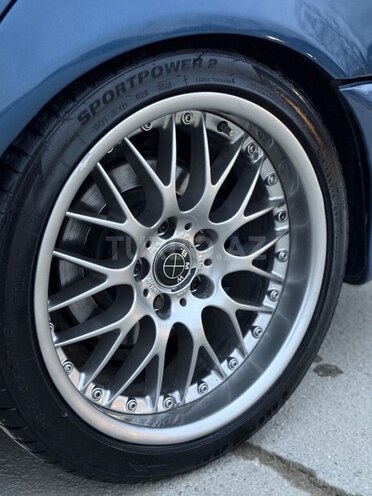 BMW 525-7