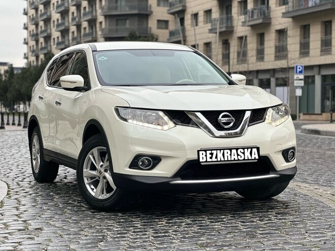 Nissan X-Trail 2015, 128,000 km - 2.5 l - Bakı