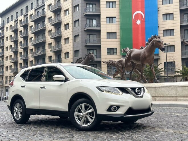 Nissan X-Trail 2015, 128,000 km - 2.5 l - Bakı