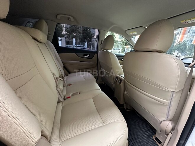 Nissan X-Trail 2015, 128,000 km - 2.5 l - Bakı