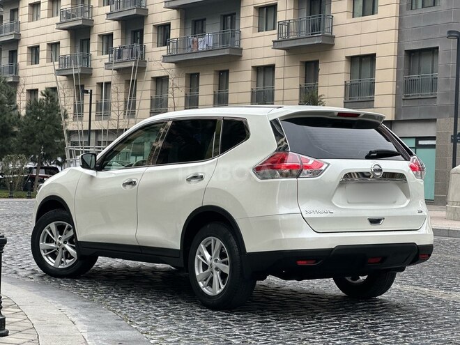 Nissan X-Trail 2015, 128,000 km - 2.5 l - Bakı