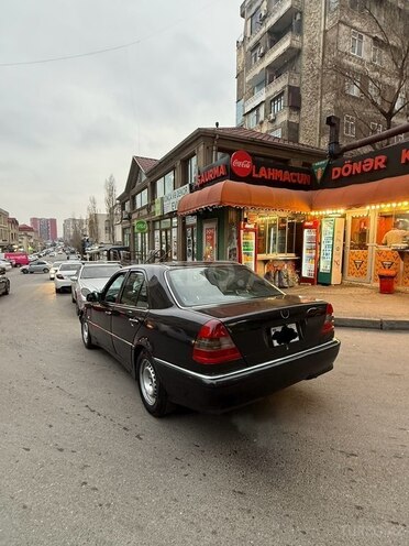 Mercedes C 200 1995, 380,000 km - 2.0 л - Bakı