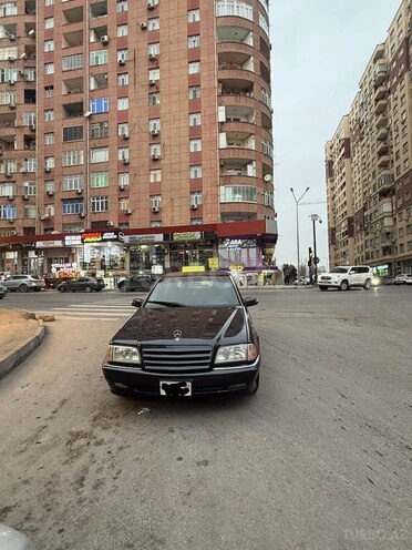Mercedes C 200 1995, 380,000 km - 2.0 л - Bakı