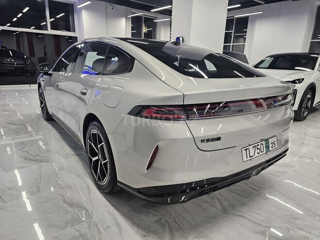 Changan Qiyuan A06-8