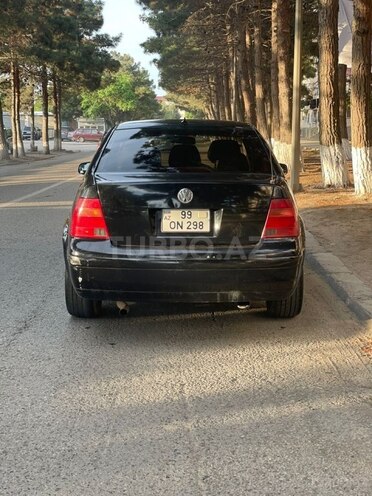 Volkswagen Jetta-2