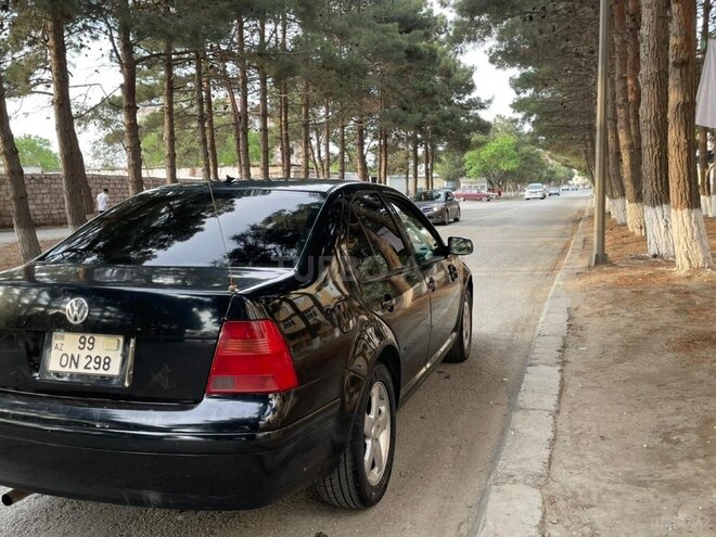 Volkswagen Jetta-8