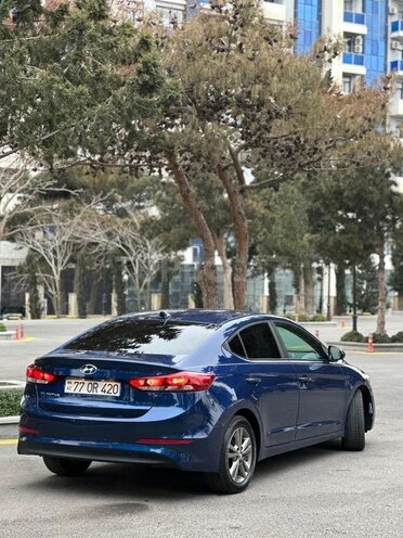 Hyundai Elantra 2016, 201,168 km - 2.0 l - Bakı
