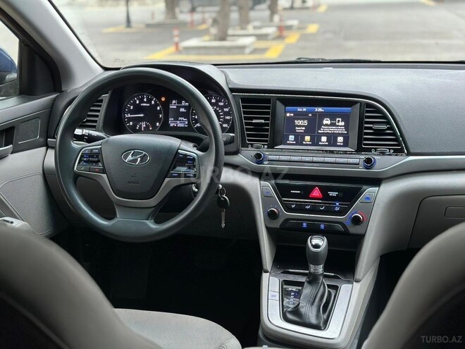 Hyundai Elantra 2016, 201,168 km - 2.0 l - Bakı