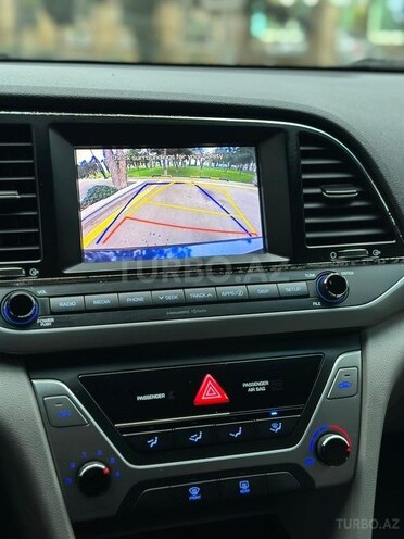 Hyundai Elantra 2016, 201,168 km - 2.0 l - Bakı