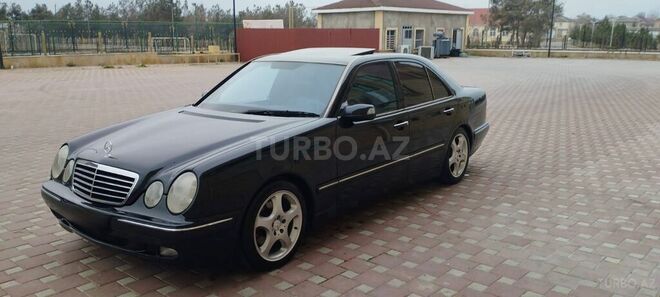 Mercedes E 220 2000, 466,300 km - 2.2 l - Şirvan