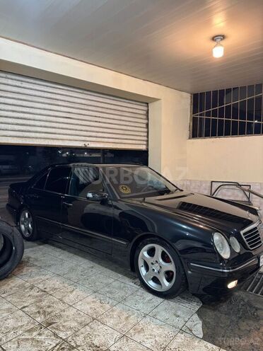 Mercedes E 220 2000, 466,300 km - 2.2 l - Şirvan