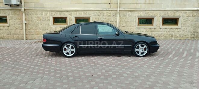 Mercedes E 220 2000, 466,300 km - 2.2 l - Şirvan