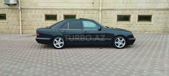Mercedes E 220 2000, 466,300 km - 2.2 l - Şirvan