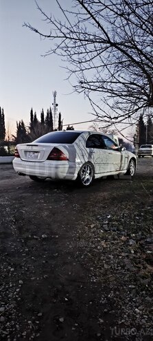 Mercedes C 32 AMG 2001, 354,000 km - 3.2 л - Beyləqan