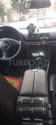 Audi A4 2002, 284,000 km - 1.8 l - Bakı