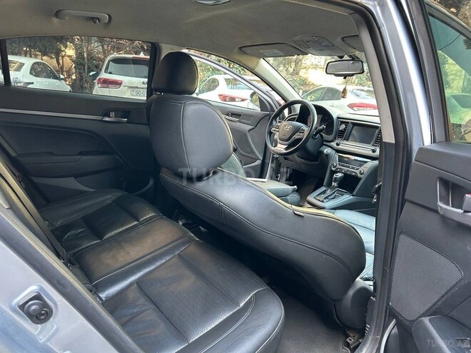 Hyundai Elantra 2016, 192,000 km - 2.0 л - Bakı