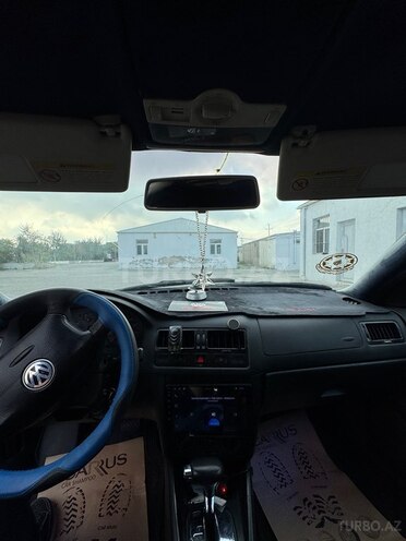 Volkswagen Jetta 2000, 243,500 km - 1.8 l - Bakı