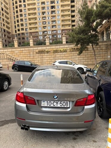 BMW 520 2011, 300,000 km - 2.0 l - Bakı
