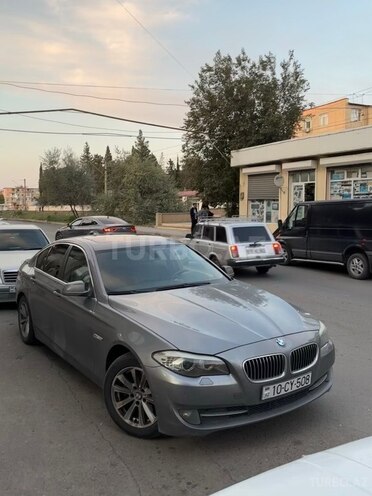 BMW 520 2011, 300,000 km - 2.0 l - Bakı