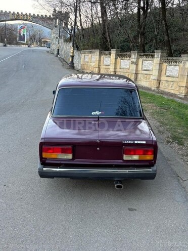 LADA (VAZ) 2107 2003, 27,500 km - 1.5 l - Lerik