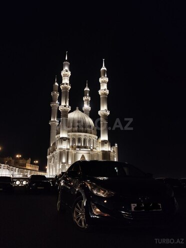 Hyundai Elantra 2015, 281,635 km - 1.8 l - Bakı