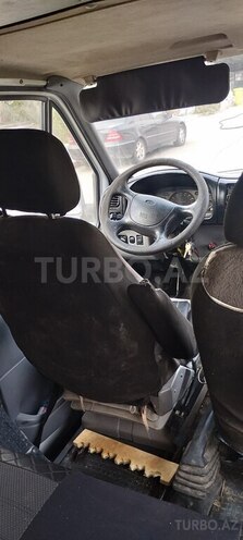 Ford Transit-3