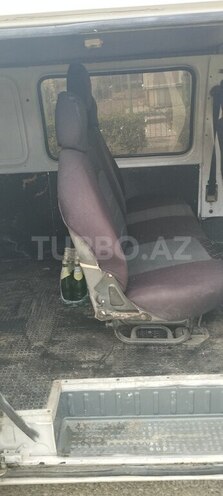 Ford Transit-4