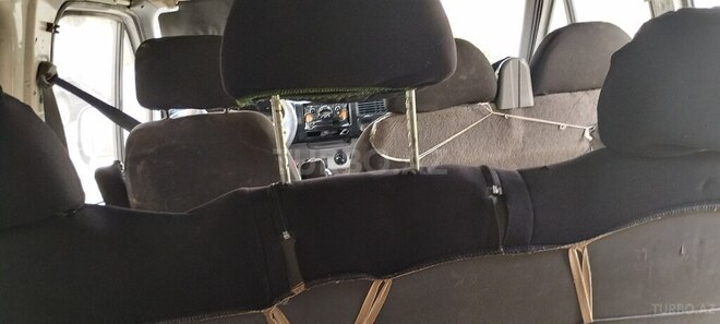 Ford Transit-5