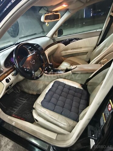 Mercedes E 240 2002, 390,000 km - 2.6 l - Bakı