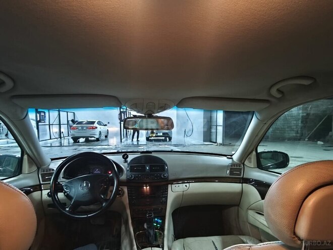 Mercedes E 240 2002, 390,000 km - 2.6 l - Bakı