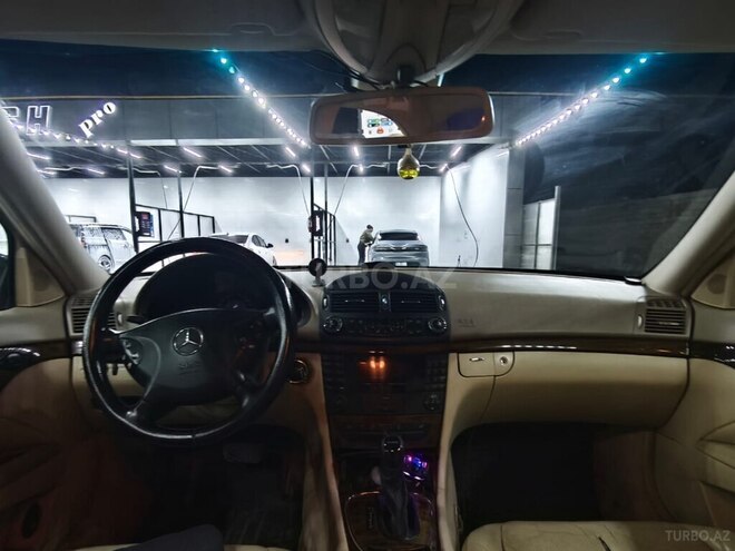 Mercedes E 240 2002, 390,000 km - 2.6 l - Bakı
