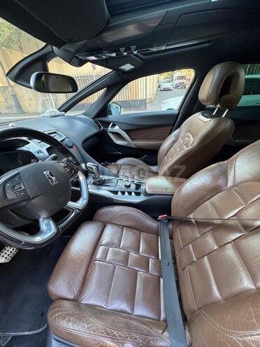 Citroen DS5-7