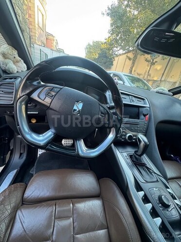 Citroen DS5-9