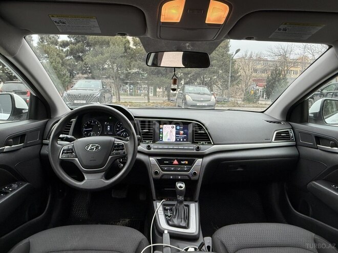Hyundai Elantra 2017, 195,000 km - 2.0 l - Bakı