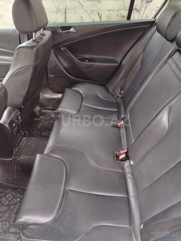 Volkswagen Passat 2006, 328,700 km - 2.0 л - Yevlax