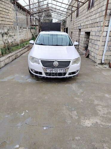 Volkswagen Passat 2006, 328,700 km - 2.0 л - Yevlax