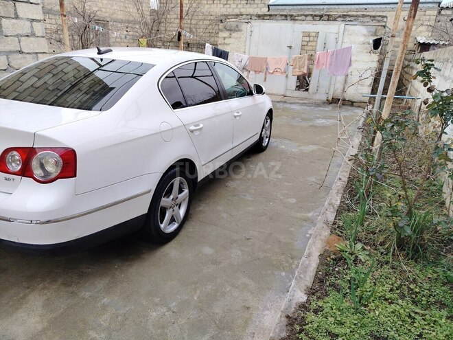 Volkswagen Passat 2006, 328,700 km - 2.0 л - Yevlax