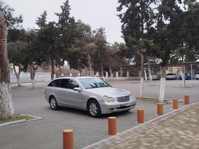 Mercedes C 200 2002, 448,000 km - 2.2 л - Bakı