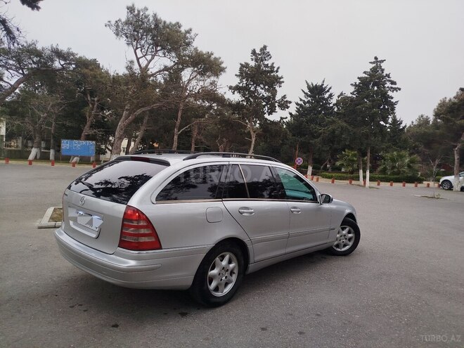 Mercedes C 200 2002, 448,000 km - 2.2 л - Bakı