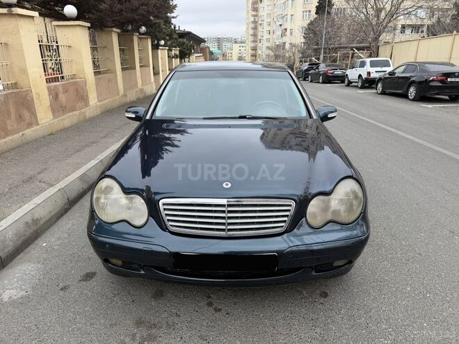 Mercedes C 200 2000, 236,000 km - 2.2 l - Bakı