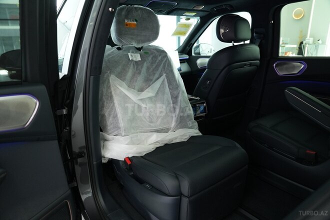 Lynk & Co 900-31