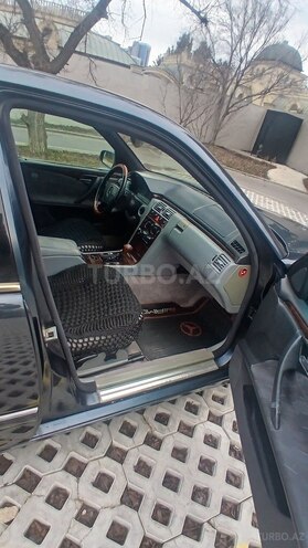 Mercedes E 230 1997, 450,000 km - 2.3 l - Bakı