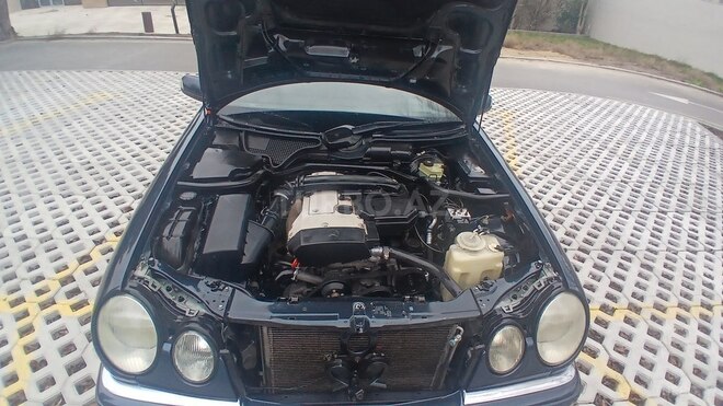 Mercedes E 230 1997, 450,000 km - 2.3 l - Bakı