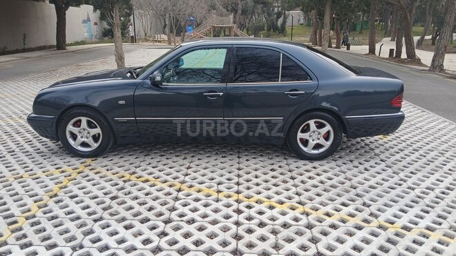 Mercedes E 230 1997, 450,000 km - 2.3 l - Bakı
