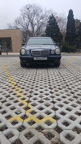 Mercedes E 230 1997, 450,000 km - 2.3 l - Bakı