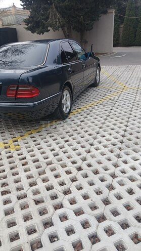 Mercedes E 230 1997, 450,000 km - 2.3 l - Bakı
