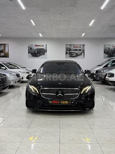 Mercedes E 220 d-3