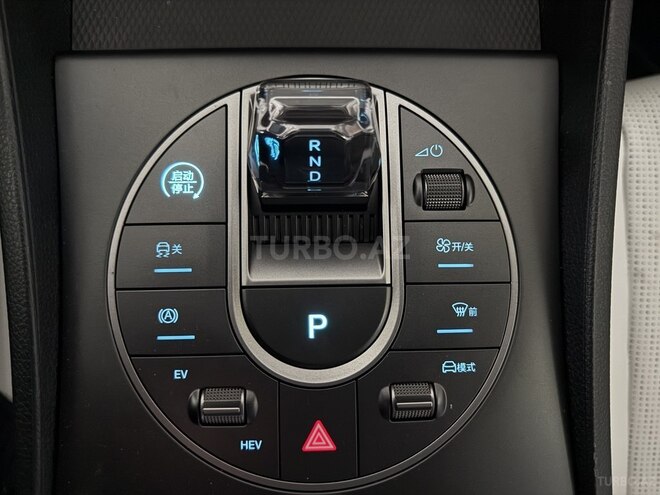 BYD Seal 05-18