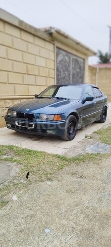 BMW 318 1994, 438,550 km - 1.8 l - Sumqayıt