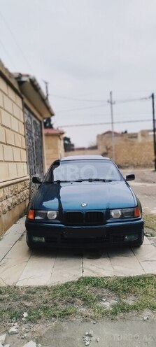 BMW 318 1994, 438,550 km - 1.8 l - Sumqayıt